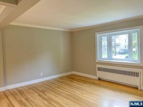 451 Berkshire Rd in Ridgewood, NJ - Building Photo - Building Photo