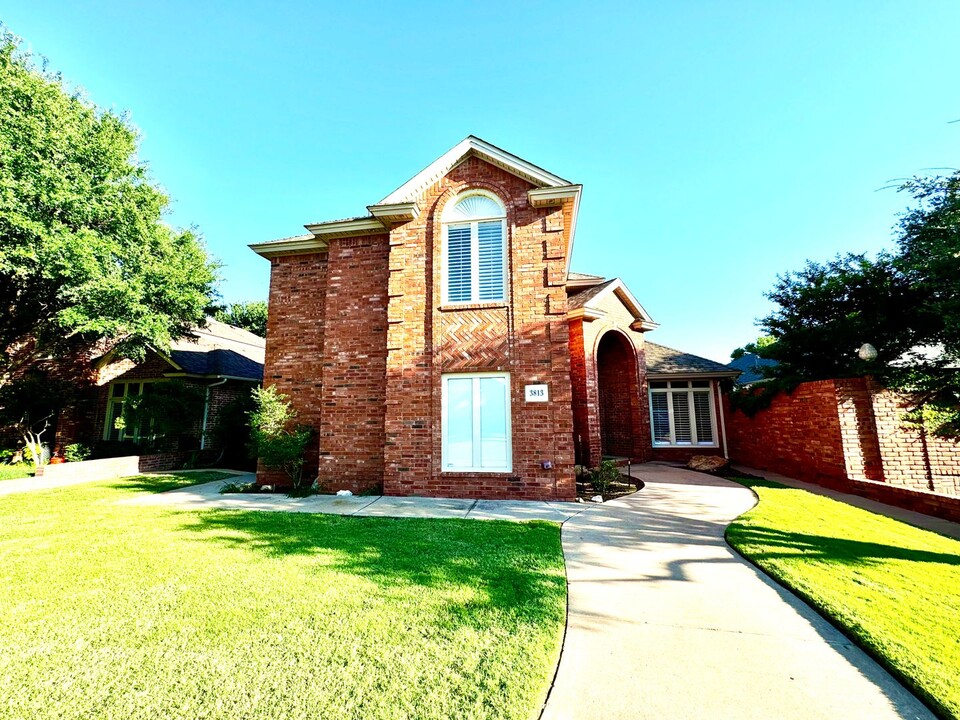 3813 77th St in Lubbock, TX - Foto de edificio