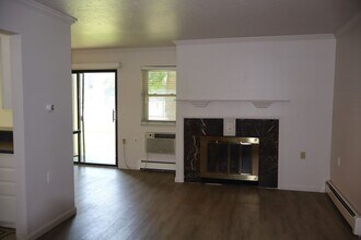 3400 Stanford Rd in Fort Collins, CO - Foto de edificio - Building Photo