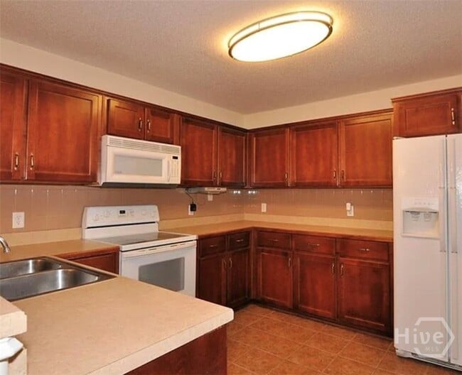 75 Oak Ridge Cir in Richmond Hill, GA - Building Photo - Building Photo