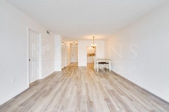 2711 N Halifax Ave in Daytona Beach, FL - Building Photo - Building Photo