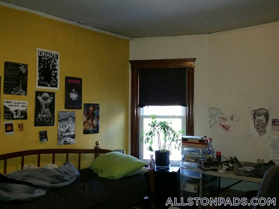84 Allston St in Boston, MA - Building Photo