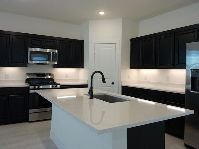 19293 Hazel Firs Ln in Magnolia, TX - Building Photo - Building Photo