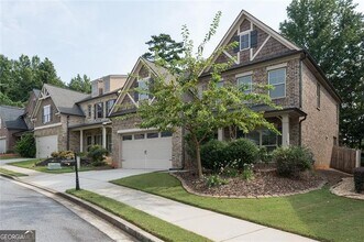 7067 Walham Grove in Johns Creek, GA - Foto de edificio - Building Photo