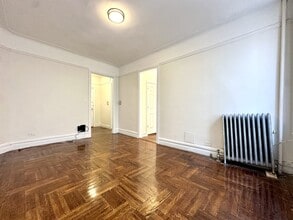 21 Magaw Pl in New York, NY - Foto de edificio - Building Photo