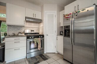 115 Winterberry Dr in Athens, GA - Building Photo - Building Photo