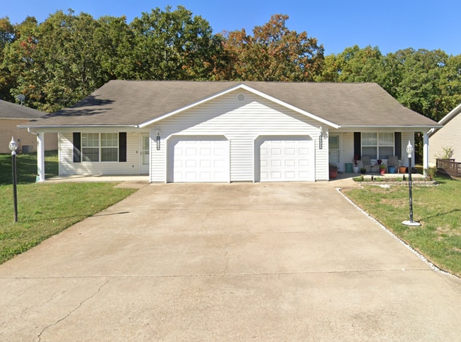 property at 22585 Hollow Oak Ln