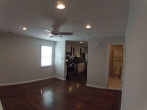 267 Central Ave, Unit a in Metuchen, NJ - Foto de edificio - Building Photo
