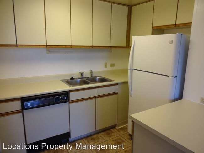 876 Curtis St-Unit -#802 in Honolulu, HI - Building Photo - Building Photo