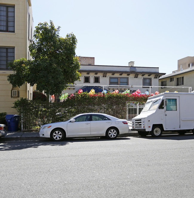 524 S Serrano Ave in Los Angeles, CA - Building Photo - Building Photo