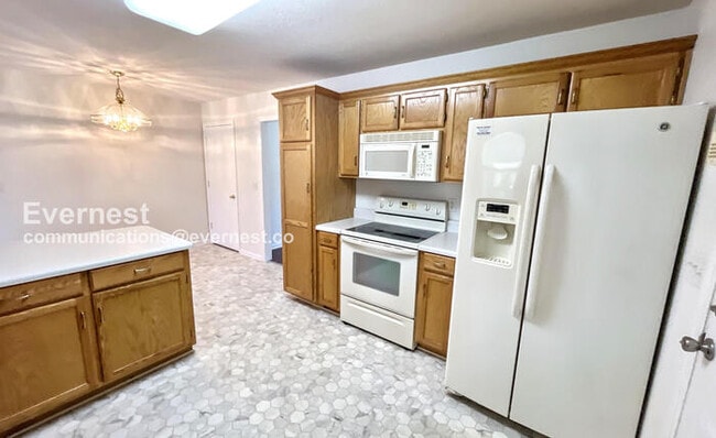 57 Gladstone Dr in Ringgold, GA - Building Photo - Building Photo
