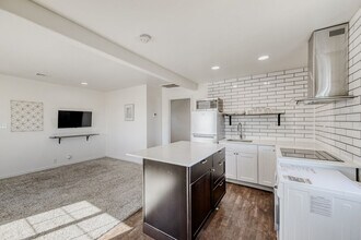 2251 Co Rd 10 in Erie, CO - Building Photo - Building Photo