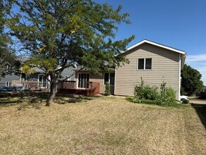 4205 Range View Ct in Rapid City, SD - Building Photo - Building Photo