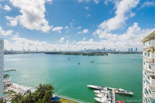 1200 West Ave, Unit 1502 in Miami Beach, FL - Building Photo