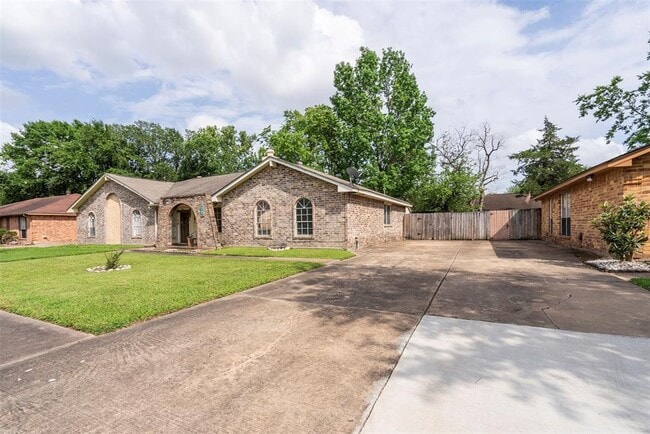 3763 Quiet Pl Dr in Houston, TX - Building Photo - Building Photo