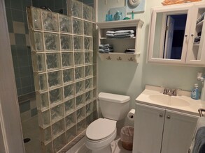 1811 Eastern Dr in Jacksonville Beach, FL - Building Photo - Building Photo