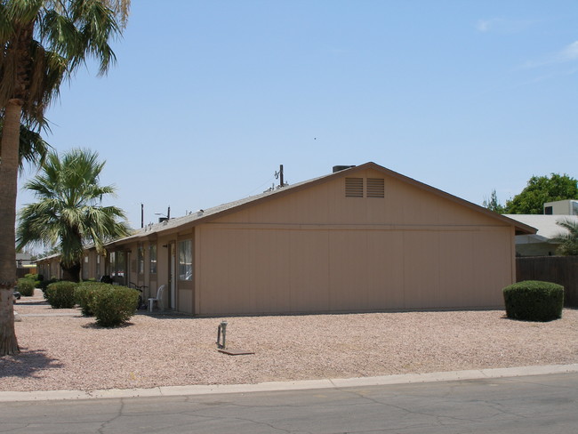 Setting Sun Apartments in Glendale, AZ - Building Photo - Building Photo