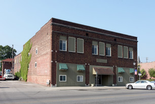 109 E Washington St Apartments