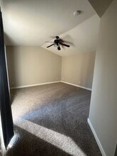 4203 Silver Maple Ct in Bakersfield, CA - Building Photo - Building Photo