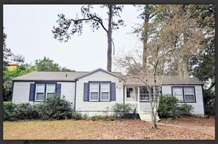 104 Edwards St in Tallahassee, FL - Building Photo