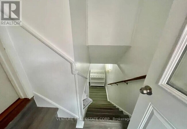 260 Centennial Rd in Toronto, ON - Building Photo - Building Photo
