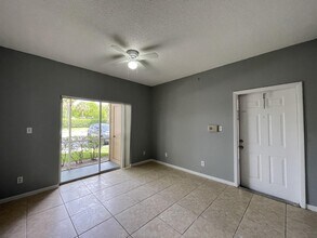 840 Cypress Park Way in Pompano Beach, FL - Building Photo - Building Photo