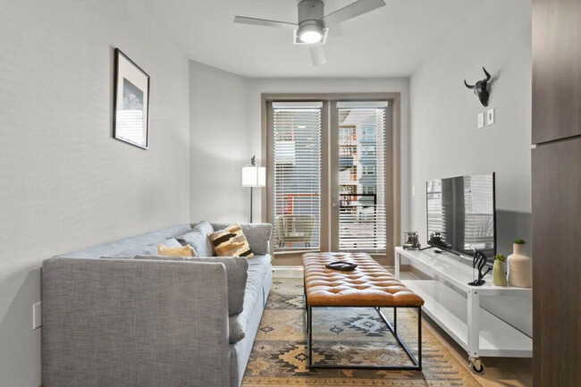 property at 400 N 2nd Ave