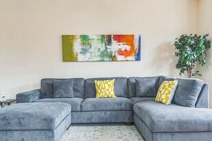 7980 Blue Stream Dr in Elkridge, MD - Building Photo