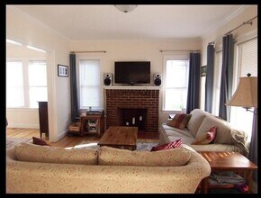 49 Allen St in Arlington, MA - Building Photo - Building Photo