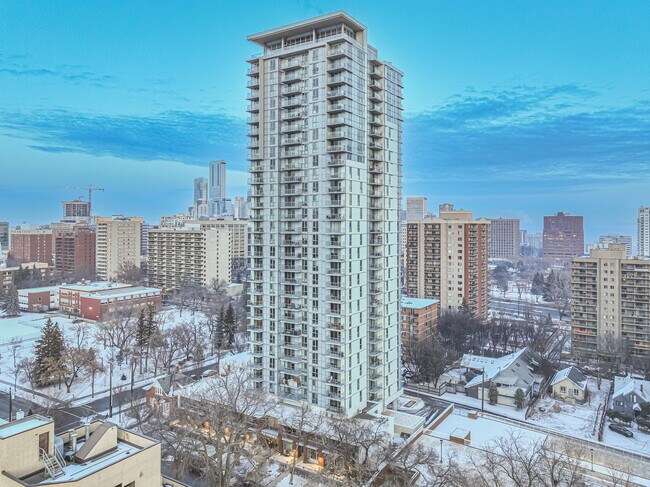 The Hendrix in Edmonton, AB - Building Photo - Building Photo