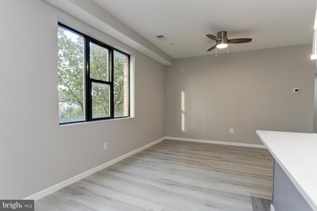400 S Highland Ave in Baltimore, MD - Building Photo