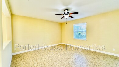 14581 Spotted Sandpiper Boulevard in Winter Garden, FL - Building Photo - Building Photo