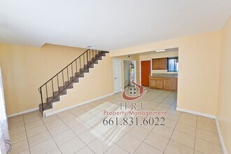 1409 Lincoln St in Bakersfield, CA - Building Photo - Building Photo