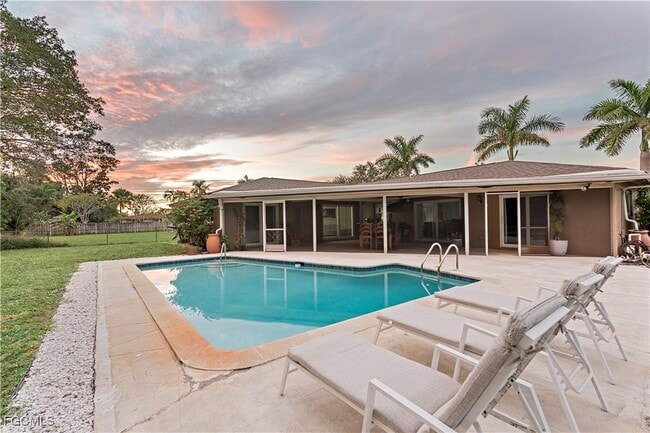 property at 2412 La Salle Ave