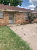 6411 York Dr in Lubbock, TX - Building Photo