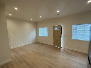 6614 Telegraph Ave in Oakland, CA - Building Photo - Building Photo