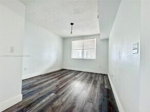 17150 N Bay Rd in Sunny Isles Beach, FL - Building Photo - Building Photo