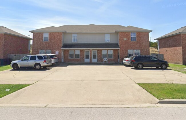 property at 3702 Malibu Ln