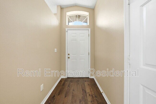 2727 Mayer St in Orlando, FL - Building Photo - Building Photo