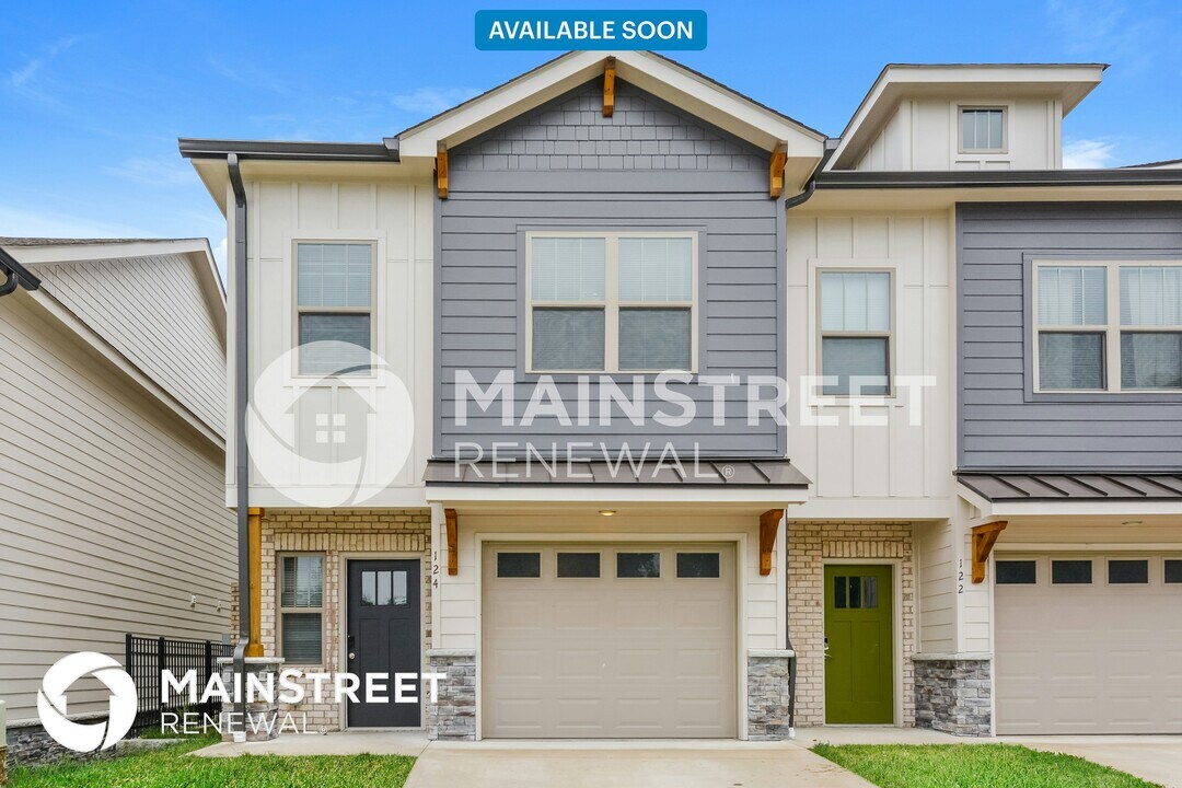 124 Hartsville Ct in Lebanon, TN - Building Photo