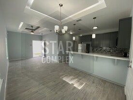 4725 Mulberry Ave, Unit 4 in McAllen, TX - Building Photo