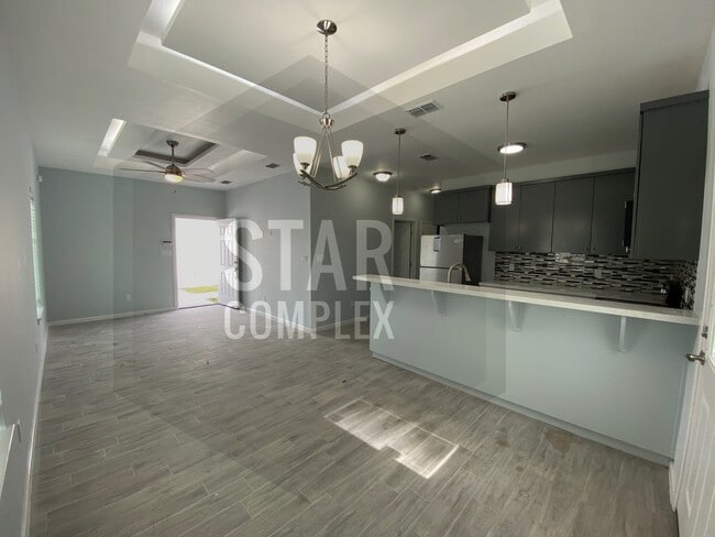 4725 Mulberry Ave, Unit 4