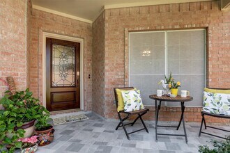 112 Harbour Town Dr in Montgomery, TX - Building Photo - Building Photo