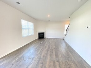 12 Burdock Rd in Fletcher, NC - Building Photo - Building Photo