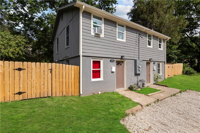 1805 S Brookside Ave, Unit 1805 in Independence, MO - Building Photo - Building Photo