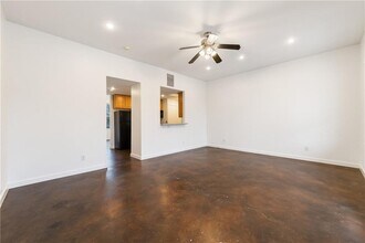 2601 E 7th St in Austin, TX - Building Photo - Building Photo
