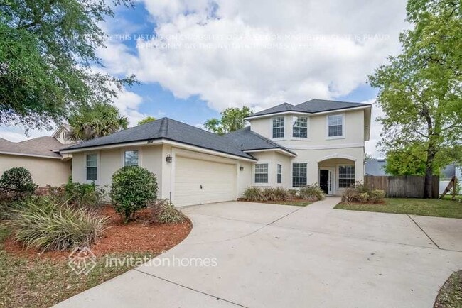 property at 2854 Pebblewood Ln