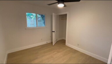 1213 Lily Terrace in Austin, TX - Building Photo - Building Photo