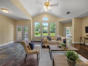 10346 Bel Aire Dr in Dallas, TX - Building Photo - Building Photo