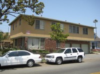 1029 Magnolia Ave in Long Beach, CA - Foto de edificio - Building Photo